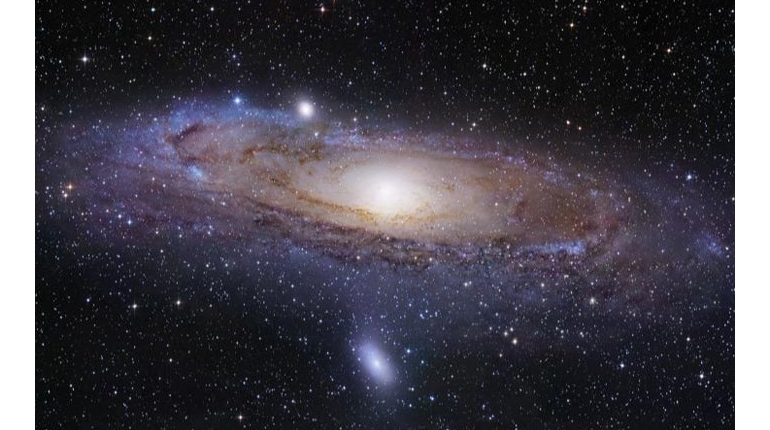 آندرومدا چیست؟   نزدیک ترین کهکشان مارپیچی که شبیه کهکشان ماست آندرومدا نام دارد.  ادامه مطلب..